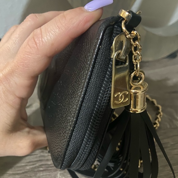 ⚜️💋Chanel Timeless WOC Pearl Crush Crossbody Chain Black / Gold Tone - Picture 3 of 15